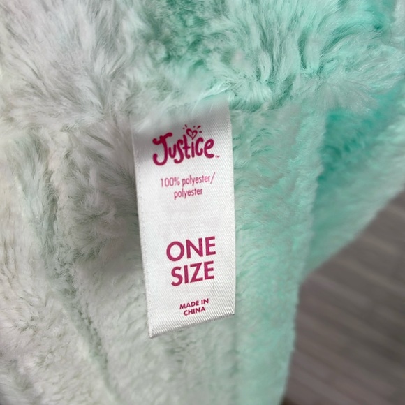 Bundle of 3 Justice Ombré Scarf Sequin Mermaid Belt Bag Sequin Pom Knit Hat NWOT - Picture 4 of 16